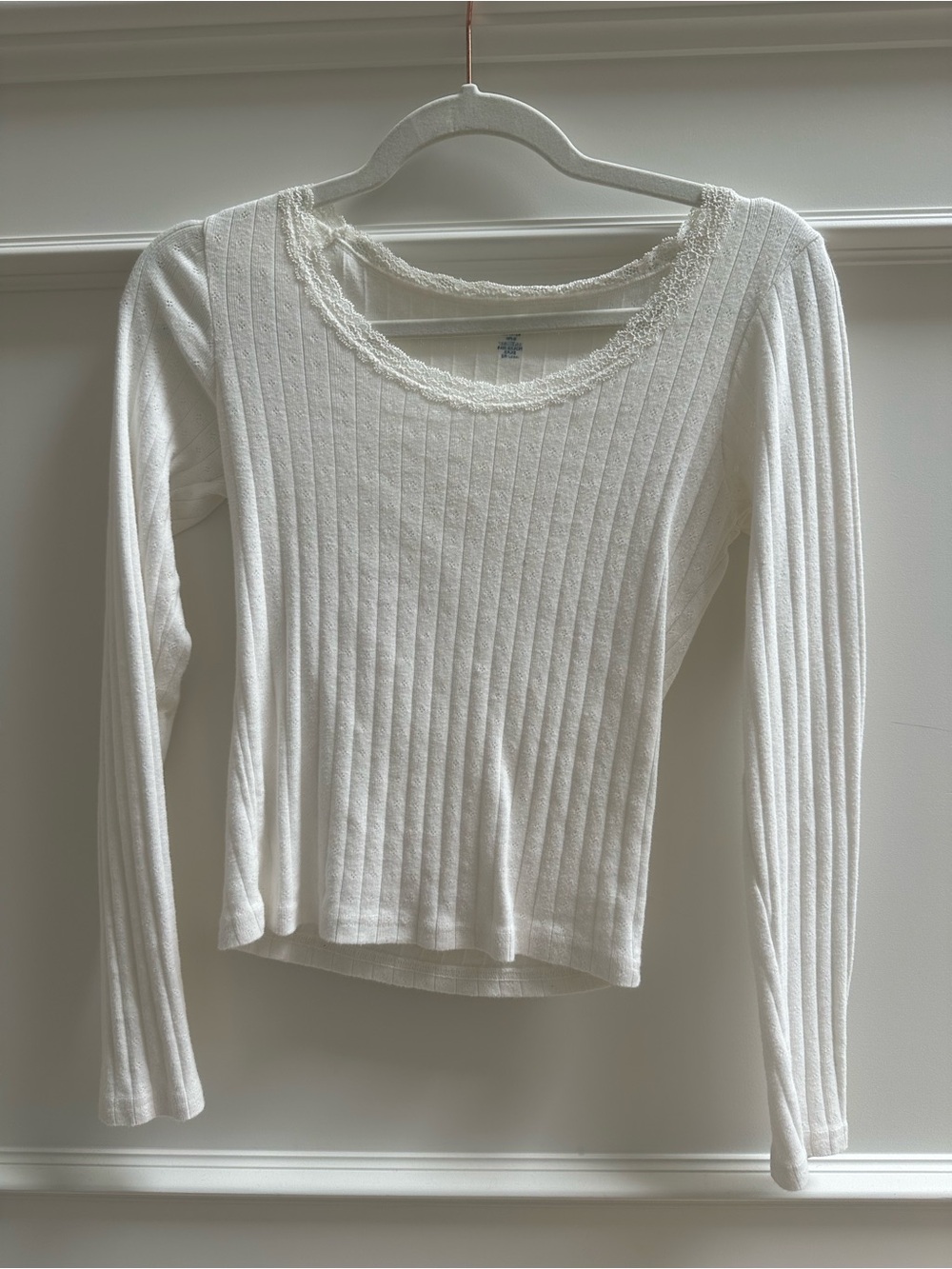 Brandy Melville White Ribbed Lace-Trim Long Sleeve Top